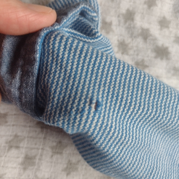 Soft Button-Up with Collar and Denim Details - Picture 4 of 5